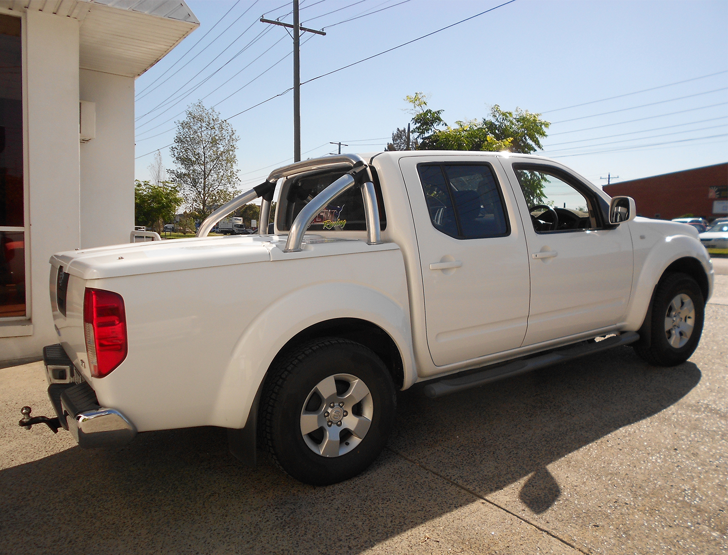 Manual Locking Hard Lid – Nissan Dual Cab D40 Navara