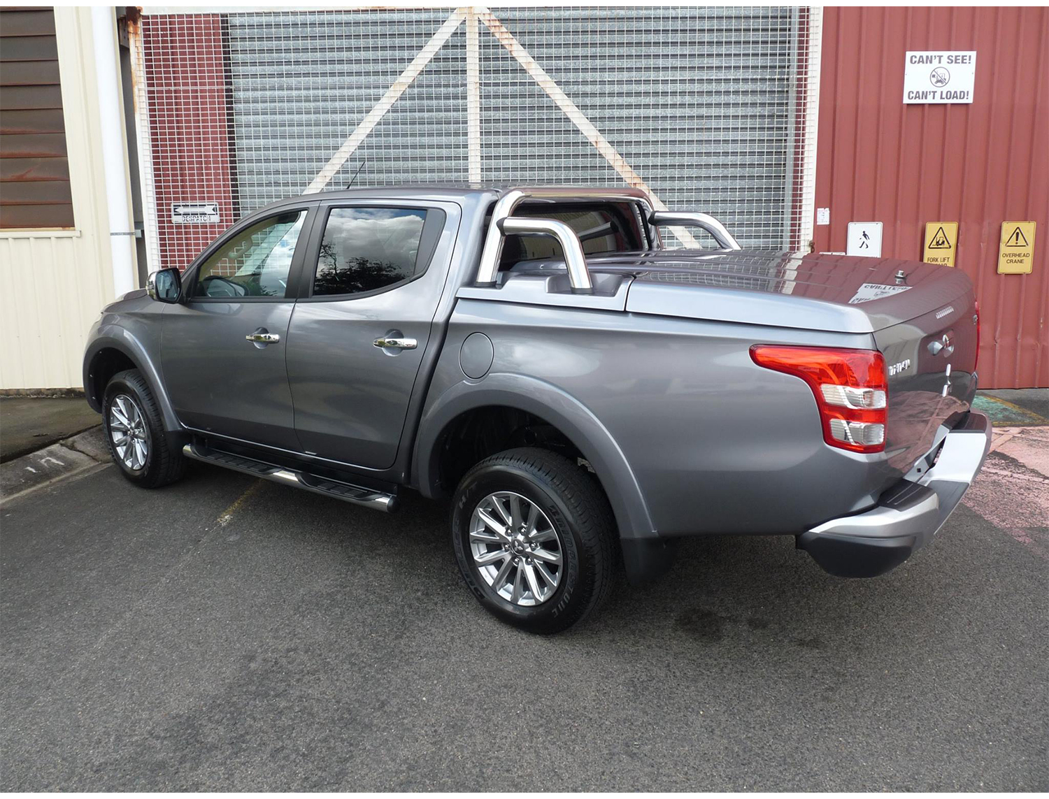 EGR Manual Locking Hard Lid – Mitsubishi Dual Cab MQ Triton