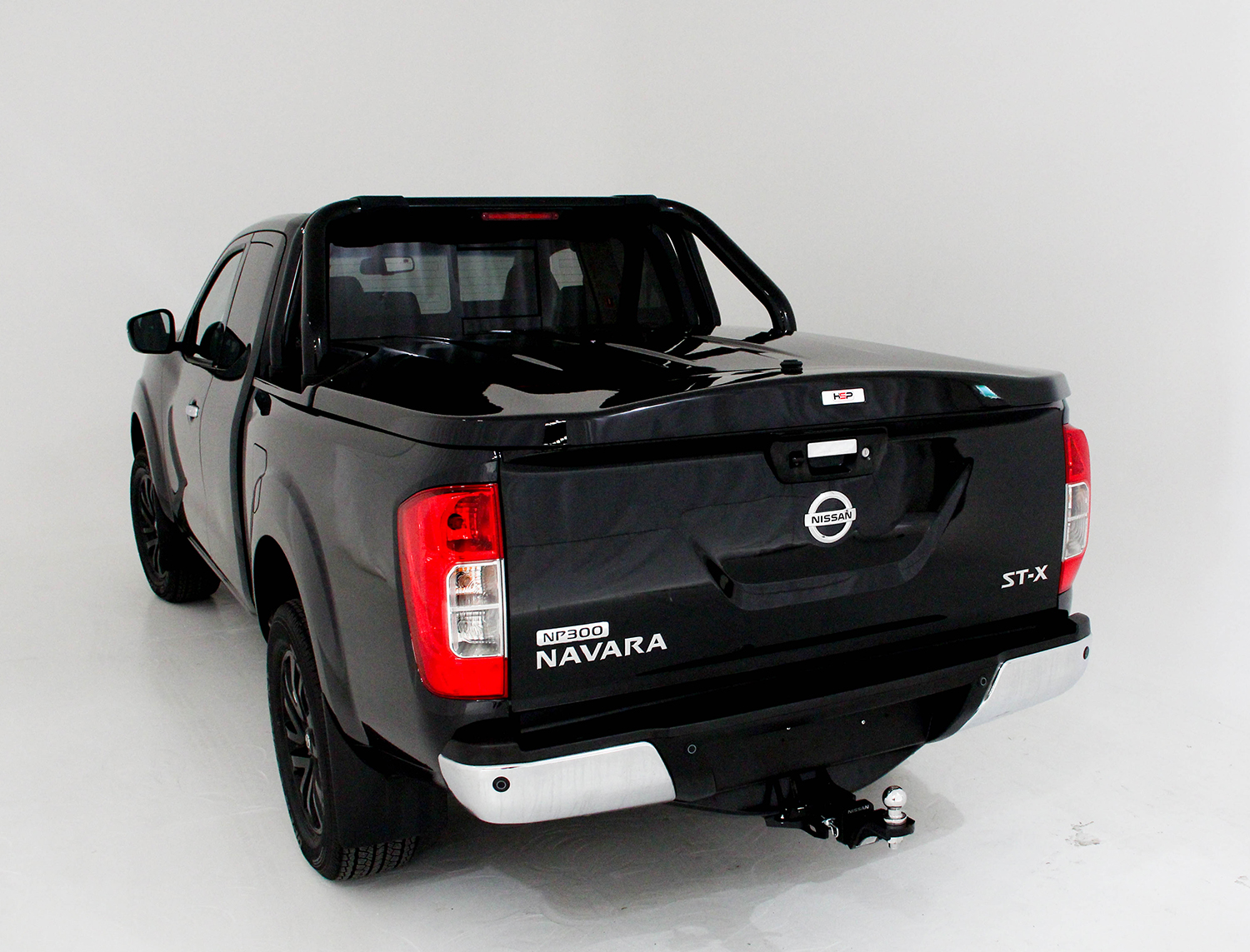 PREMIUM Manual Locking Hard Lid – Nissan Space Cab NP300 Navara